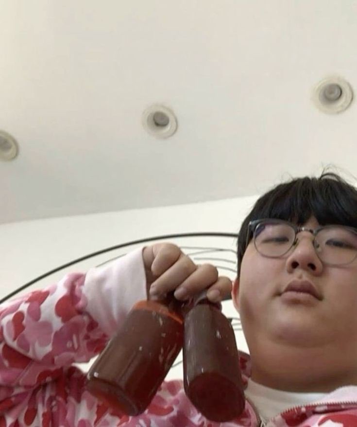 FloatingOnAcid's tweet image. Score