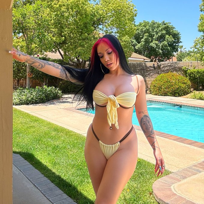 😌🌻☀️ https://t.co/adkYAiKbZS