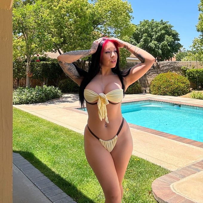 😌🌻☀️ https://t.co/adkYAiKbZS