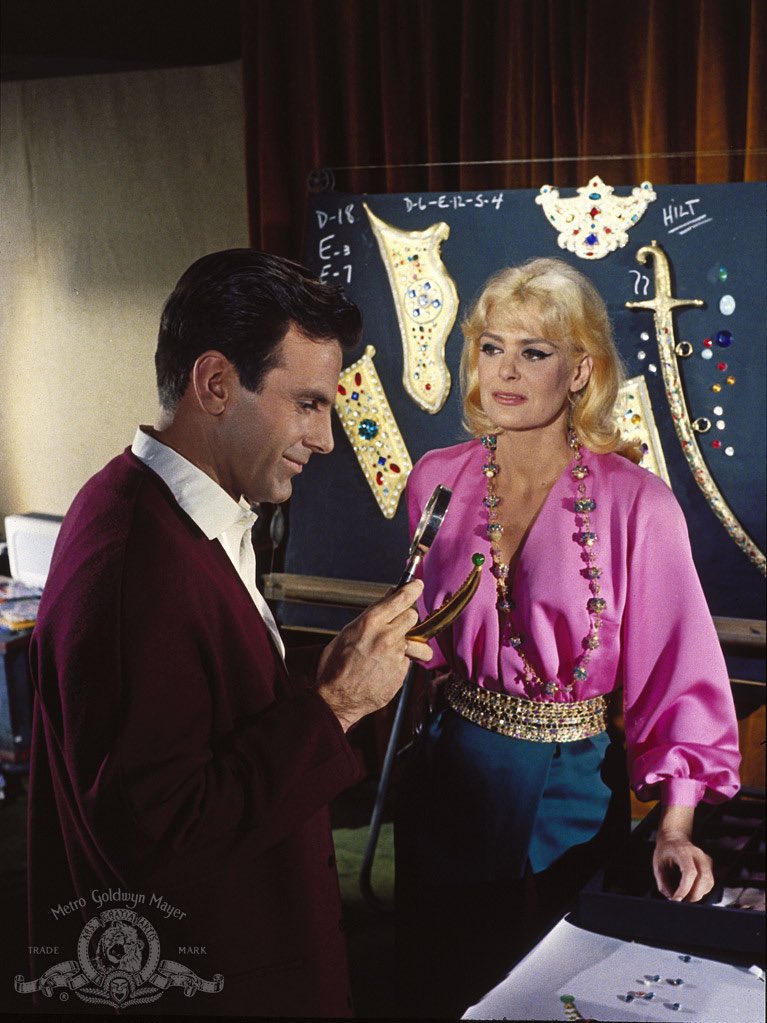 TODAY
4:30p <a href="/Metrograph/">Metrograph</a> : TOPKAPI
I wrote about this fluffy fun vacation of a film that tosses in an ace heist for kicks:

metrograph.com/euro-heists-to…