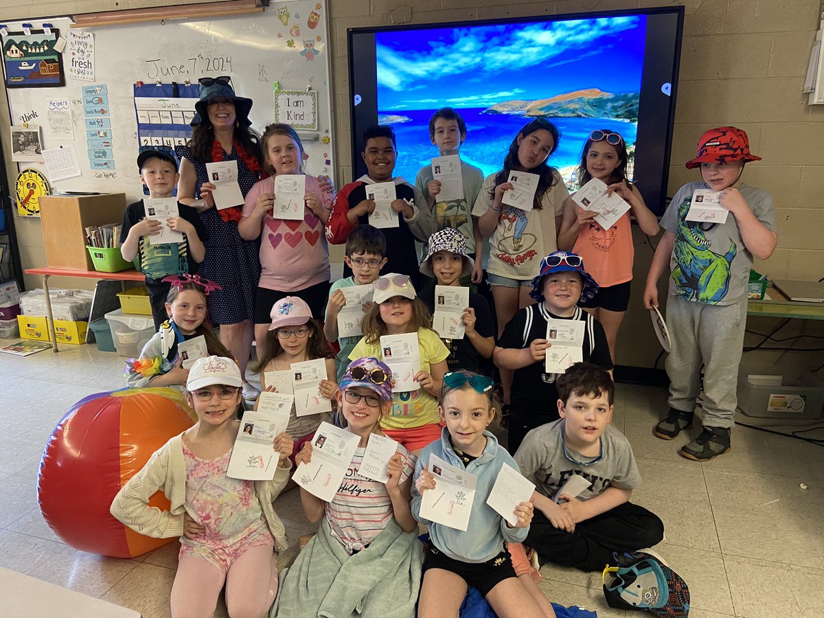 Ms. Renée Nolan tweet media