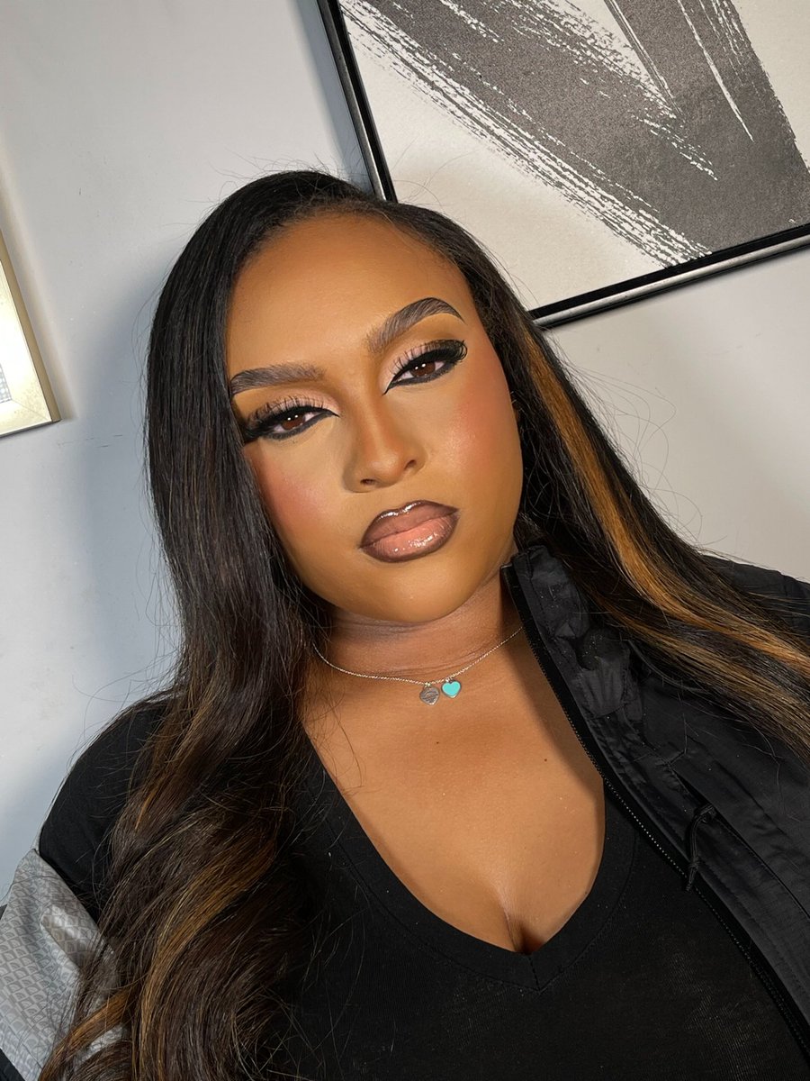 Autieeluv_'s tweet photo. While I have yโall attention bookโฆ. Mwahh๐book an appointment!
๐Glen Burnie, MD #dmvmua #glenburniemua #baltimoremua
IG: @hausofbeautyco_ https://t.co/1JQPfeE8sm
