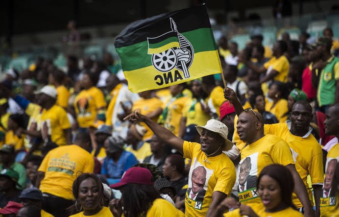 Malindy__'s tweet photo. Only MKP, ANC and EFF coalition that matters NO DA please tog
#DoomsdayforDA
#StopTheDA https://t.co/gxVjQp9yob