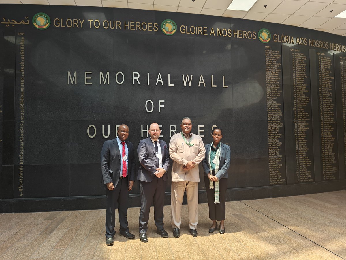 RWI_Nairobi's tweet photo. Great discussions today! @RWallenbergInst Executive Director Peter Lundberg @Plundber met with @AmbSalahHammad @AUC_PAPS to strengthen RWI-AUC cooperation. They explored past, present, and future collaborations. Exciting times ahead! #HumanRights #AUC #RWI_Africa https://t.co/4mhd6rCnRM