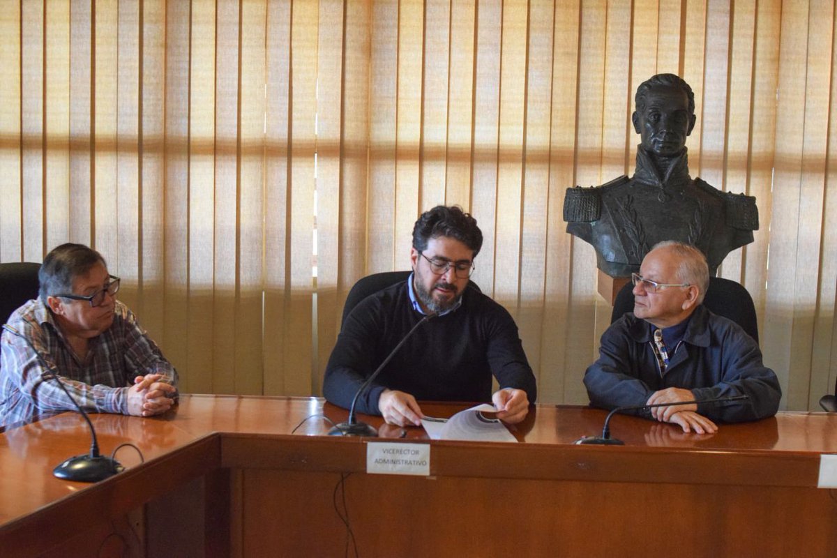 elgochoceballos's tweet image. Hoy llevé el "Pacto de la Esperanza" a mi Alma Mater @UNEToficial 🇻🇪 reafirmando la defensa de nuestros estudiantes y recomendando el uso de la tecnología Web3 para transformar la universidad con un cambio positivo 🚀 también buscamos que la #UNET pueda convertirse en un espacio