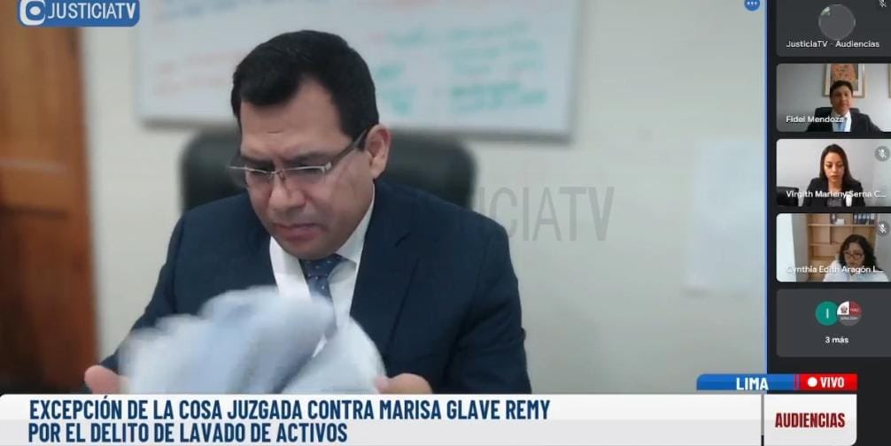 Poder_Judicial_'s tweet photo. #PoderJudicial declara infundado pedido de archivamiento de investigación contra ex regidora Marisa Glave por delito de colusión. https://t.co/epShz7nPxV