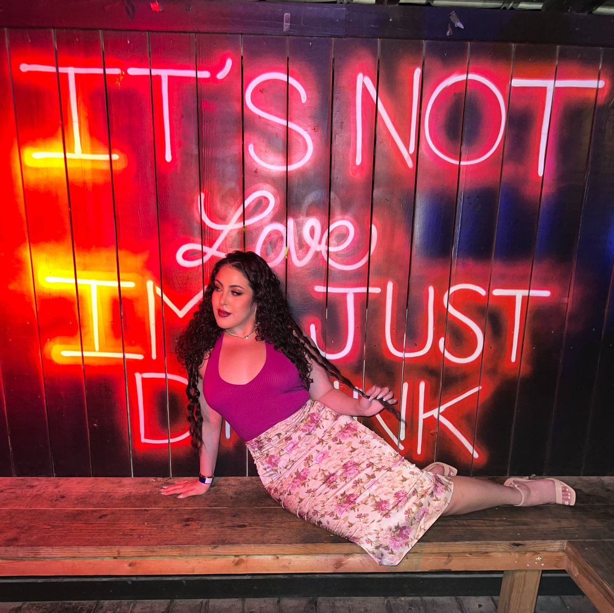 adreamkilla's tweet photo. I just want to vibe with women in San Antonio who aren’t snakes, picks me’s, jealous, or fake. 

I want winners, goal-oriented, inspiring, funny, kind, women around me.

@BurnhouseSATX 

#SanAntonio #texas #realquotes https://t.co/uMTJ9jwB4s
