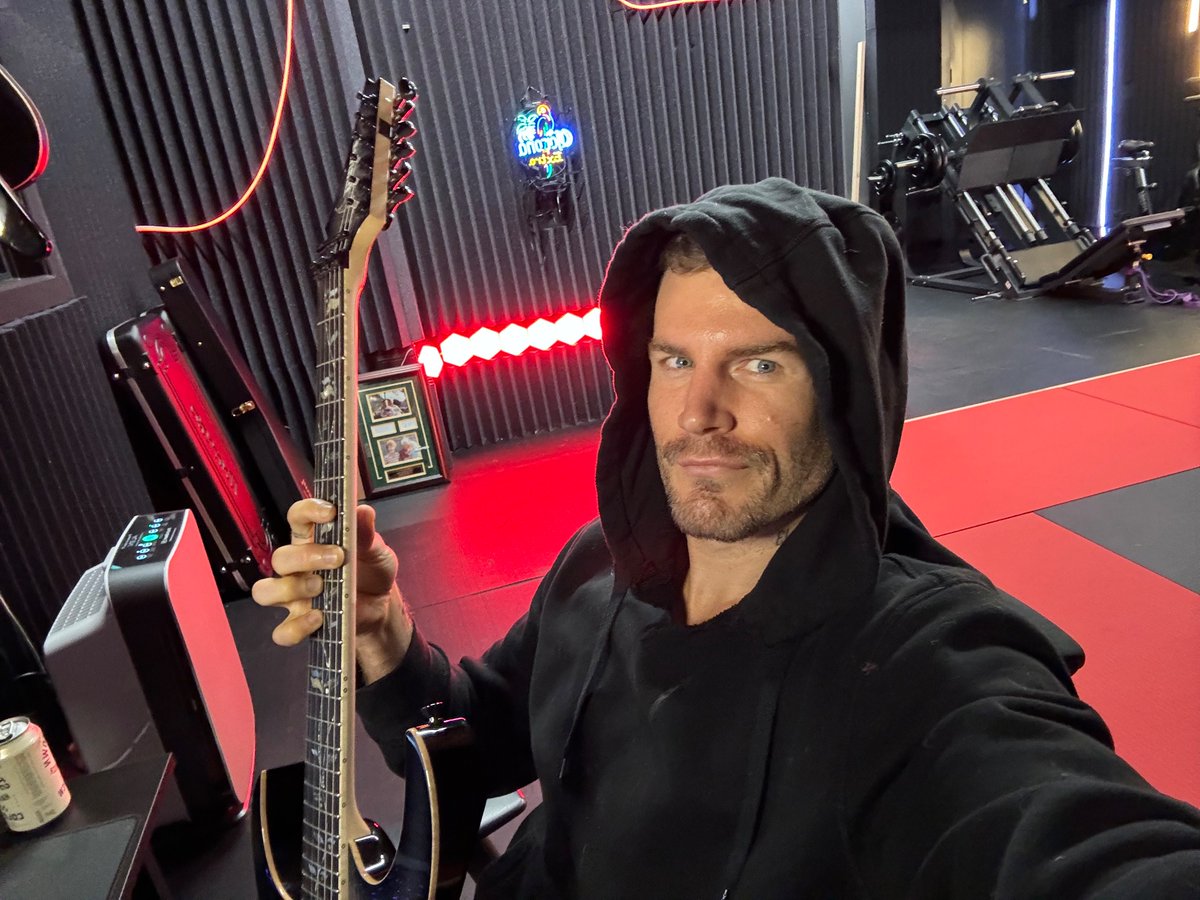 Alex Becker 🍊🏆🥇 tweet media