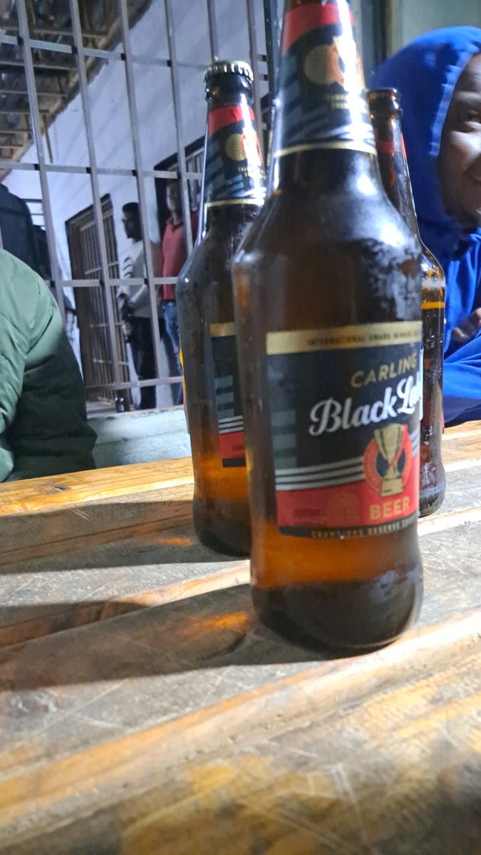 DaddykaPrince's tweet photo. @VendaVendor @MDNnewss That's so funny what's more exciting we no longer need coolers 😁🥴😂 https://t.co/CEBmCh6gof