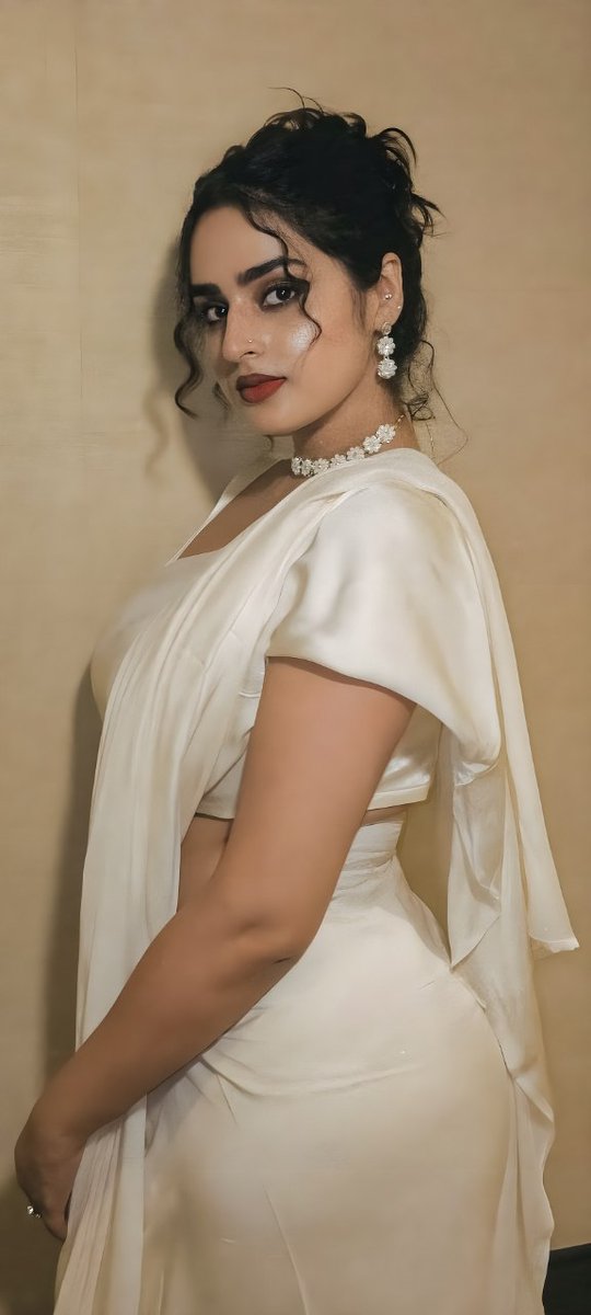 SUDHA069's tweet photo. #PakvsUSA #AVECTOIxJamesSu #NEDCAN #19thDaysyAhEyeProject #CanadianGP #JungKook_NeverLetGo #VenomTestnet #Pawanism 
Structure 🤤🤤🤤💕💕 https://t.co/igU8wex3Pw