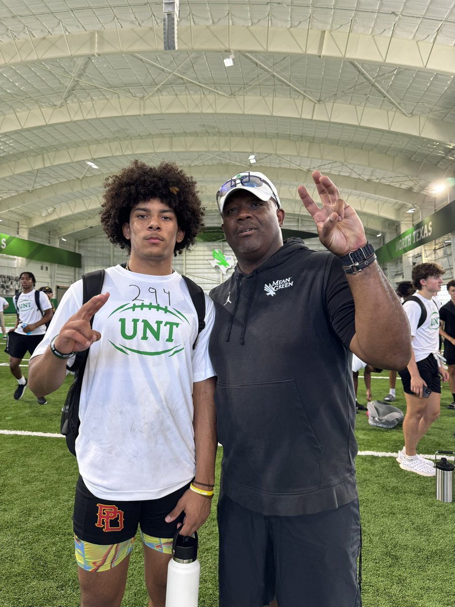 Thank you coaches, ready for some Day 2 DB work 🤝🏽 <a href="/__CoachMorris/">Eric Morris</a> <a href="/CoachClayJ/">Clay J Jennings</a> <a href="/MeanGreenFB/">UNT Football</a> <a href="/PdhsFootball/">Palm Desert Aztec Football</a> #gmg #classof2026