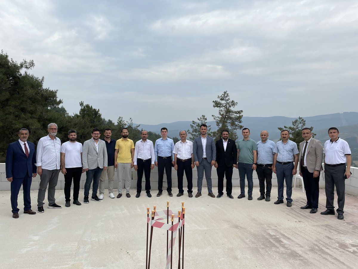 Orhaneli Kaymakamımız Sn <a href="/mfurkantuna/">Muhammed Furkan TUNA</a>’yı makamında ziyaret ederek gençlik çalışmalarımız  hakkında bilgi verdik ve istişarelerde bulunduk. 

Kabulleri ve samimi karşılamaları için kendilerine çok teşekkür ediyorum.