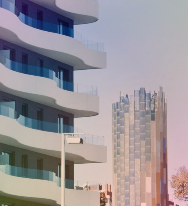 But there's a world outside your phone 📷