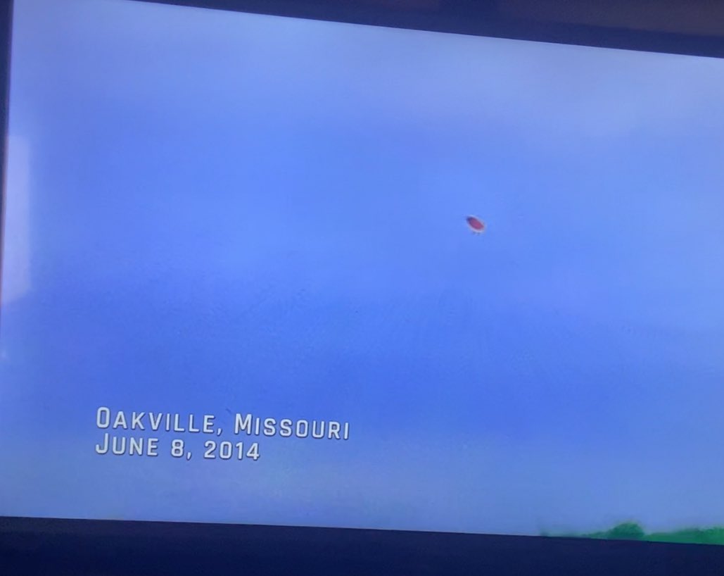 Shanneighteen's tweet image. #BOOP
#alienalienalien 
👽👽👽
#TheyreHERE 

open.spotify.com/track/39Odj4vL…
9.31=49=April 27
#whathappensinVEGASstaysinVEGAS=#ThreeSixNine 
#Day147
#ButyourenotlostbecauseIFoundyou
#RyanReynolds=170=#seventyfour
#wink