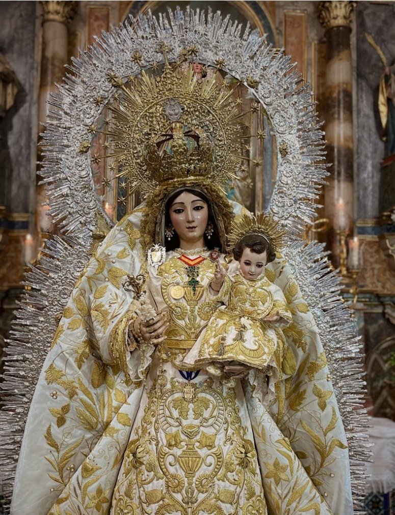 Hdad_SanRoque's tweet photo. #CoronaciónCanónicaSangreDeHuévar
Hoy será un momento para el recuerdo para los hermanos de @SangreHuevar cuando coronen a su Sagrada Titular, María Santísima de la Sangre. 
Compartimos la alegría y pedimos por los frutos espirituales que esta dicha aporte a hermanos y devotos. https://t.co/hIQoTJikNa