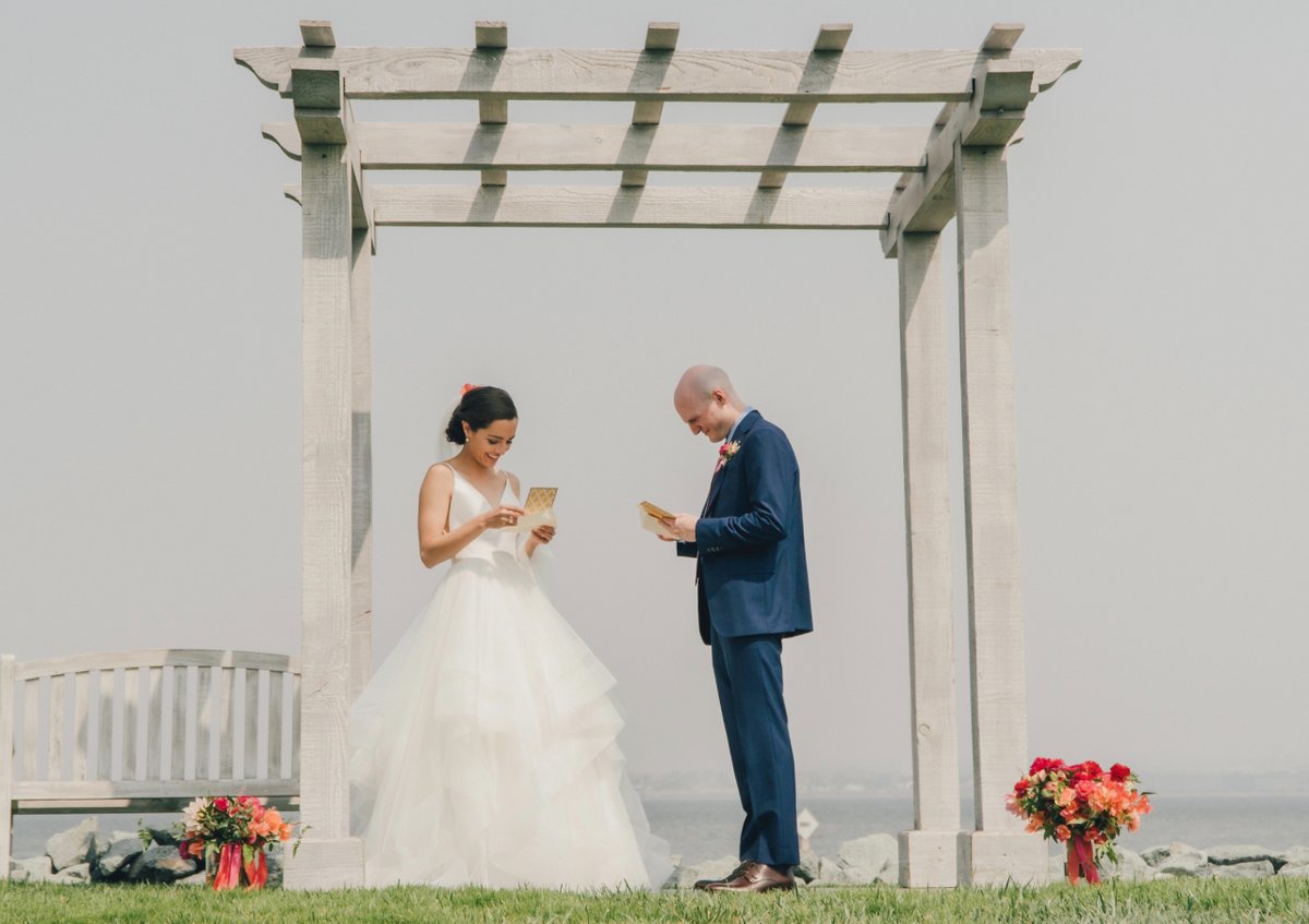 Tobyogden's tweet photo. A special and emotional moment reading vows to each other prior to the ceremony at Lowes Coronado.
#LoewsCoronadoWedding
#CoronadoBayWedding
#LoewsCoronadoBride
#CoronadoWedding
#LoewsCoronadoResort
#CoronadoBayResortWedding
#SanDiegoWedding
#LoewsCoronadoPhotography https://t.co/90XYBxVyYt