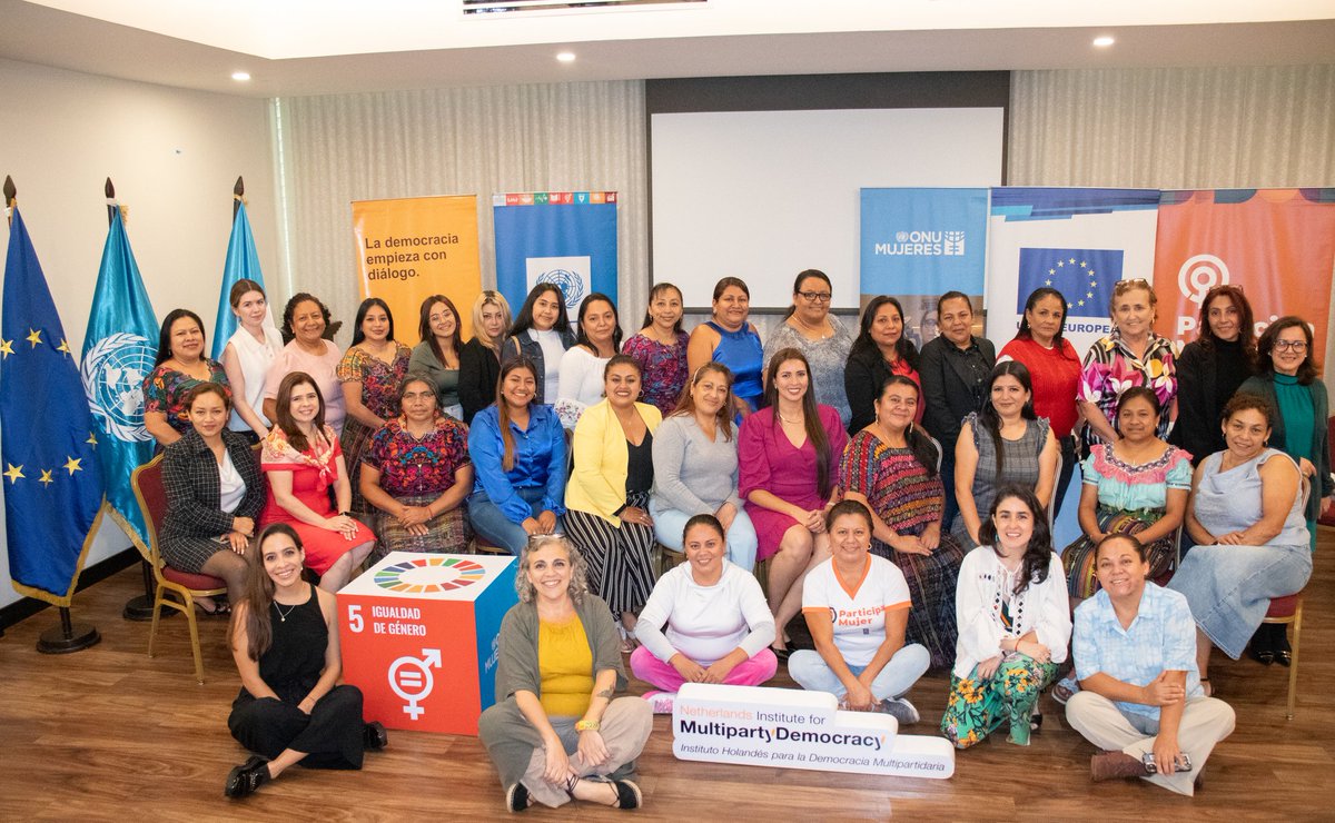 🧵5/5  Además, se sostuvo un diálogo con autoridades del <a href="/infomgt/">Jackie Bettington</a> como parte del apoyo institucional para mujeres a nivel local, con la Dra. Karin Slowing <a href="/SlowingU/">Karin Slowing U</a>. 🤝👩🏻‍💼