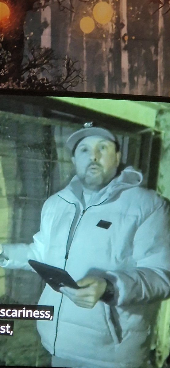 IndRev_MUSIC's tweet photo. @GhostAdventures What the hell is going on with Billys eyes here?? 👀 S27 EP 1 https://t.co/lk37dCTa7Q