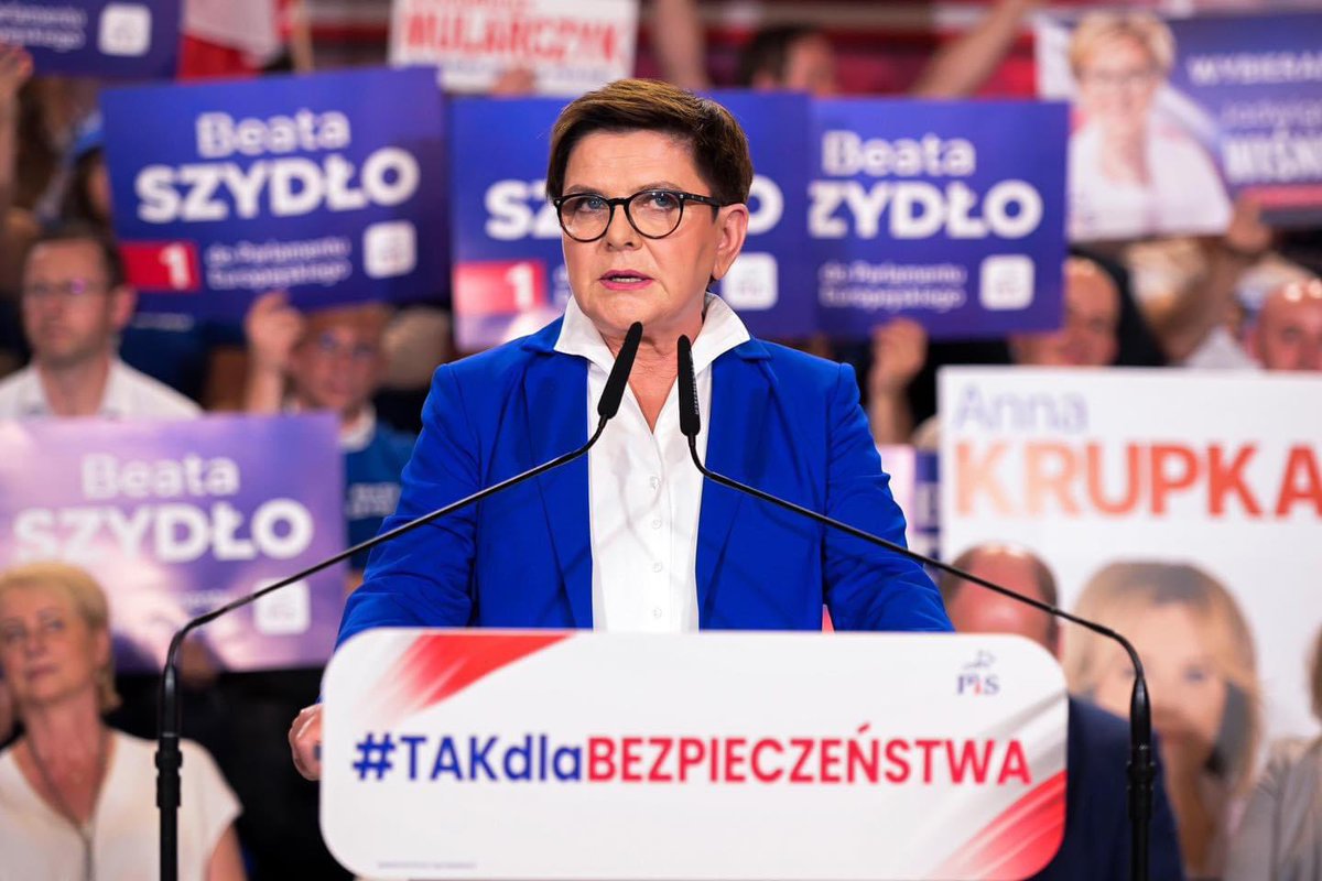 PiS w Krakowie tweet media