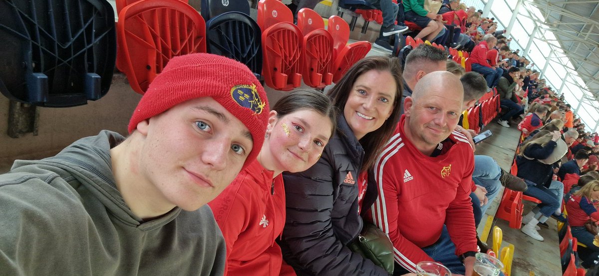 Louise Wilkinson tweet media