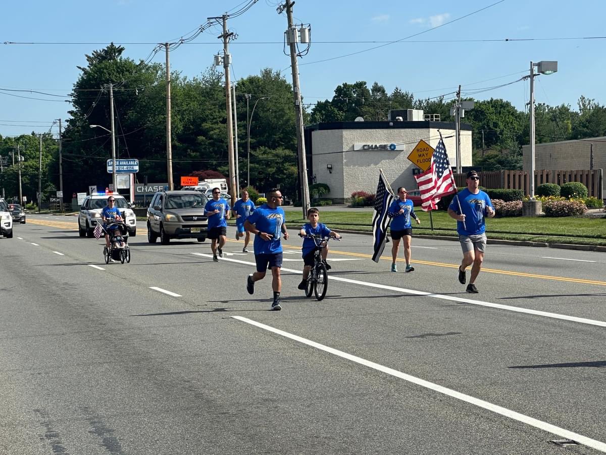 HackettstownPD's tweet photo. Hackettstown Police Officers... Chief Perkins, Lt. Brotzman, Lt. Blas, Sgt. Marinelli (and son), Ptl. Salus (and family/Millie), and SLEO Class II Van Tassel participated in the NJ Special Olympics Law Enforcement Torch Run. (1/2) https://t.co/wnIwN7jAUq