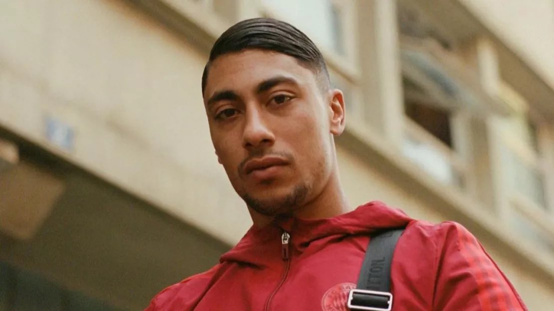 Pediavenir's tweet photo. 🚨🇫🇷 FLASH | Condamné à 10 mois de prison ferme pour violence en réunion, le rappeur #Maes fera son concert prévu à Bercy en visio sur Zoom. https://t.co/5CpG6l46tx