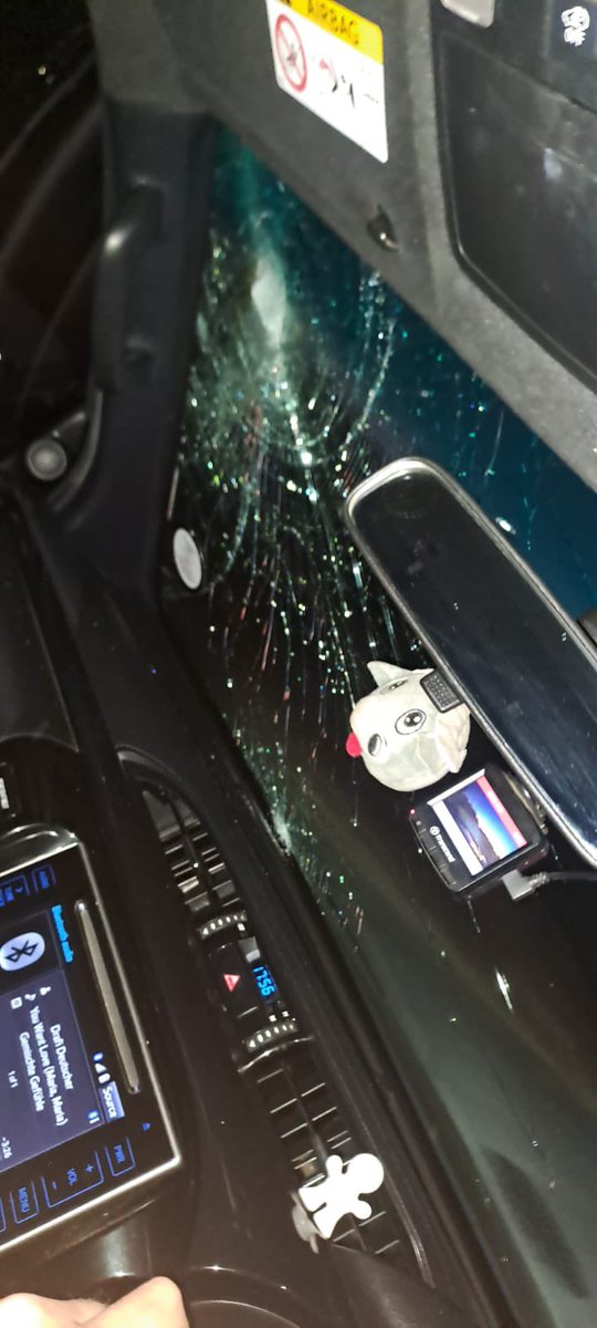 N4 near Petroport between Brits and Mooinooi. Vehicles being stoned.

#CrimeWatch