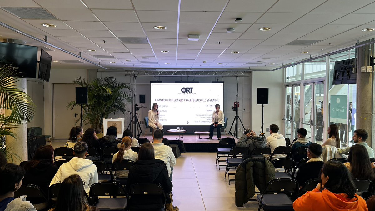 UniversidadORT's tweet photo. ♻️ Formando profesionales para el desarrollo sostenible

En el marco de la Expo Uruguay Sostenible, conocemos cómo la educación en sostenibilidad prepara a los estudiantes para enfrentar los desafíos del siglo XXI. https://t.co/jhWA3jlFSJ