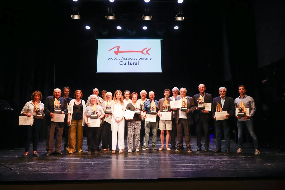 cultpopular_cat's tweet photo. L’enhorabona a totes les entitats que han rebut un reconeixement enguany.
#DASC2024 https://t.co/4dMPX24e2E