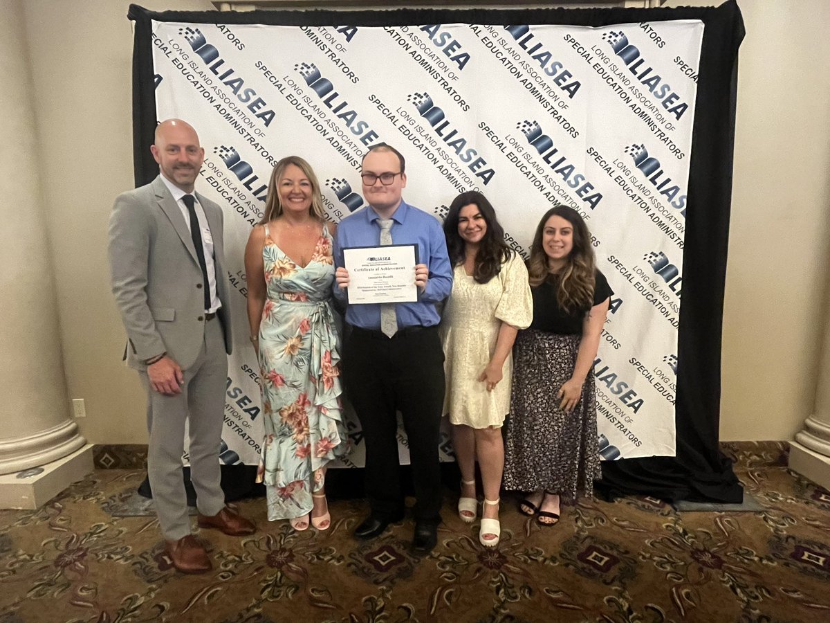 kocallaghan47's tweet photo. Islip UFSD Celebrates Leo Bacelli, Recipient of the LIASEA Student Award Scholarship🎉#IslipPride https://t.co/YoYB6X69Xh