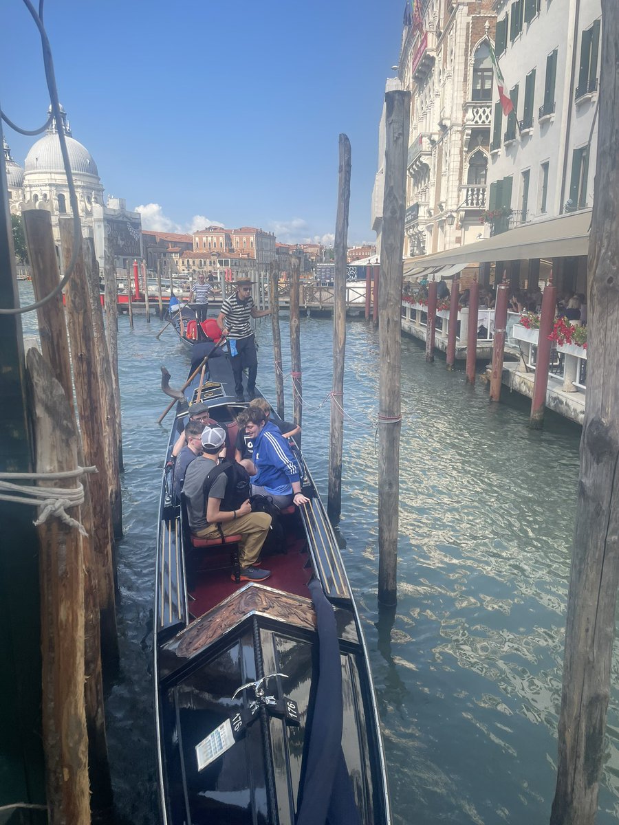 oe_german's tweet photo. Verona, Venice and surrounding area was molto bene! https://t.co/4UPEcDx8Fp