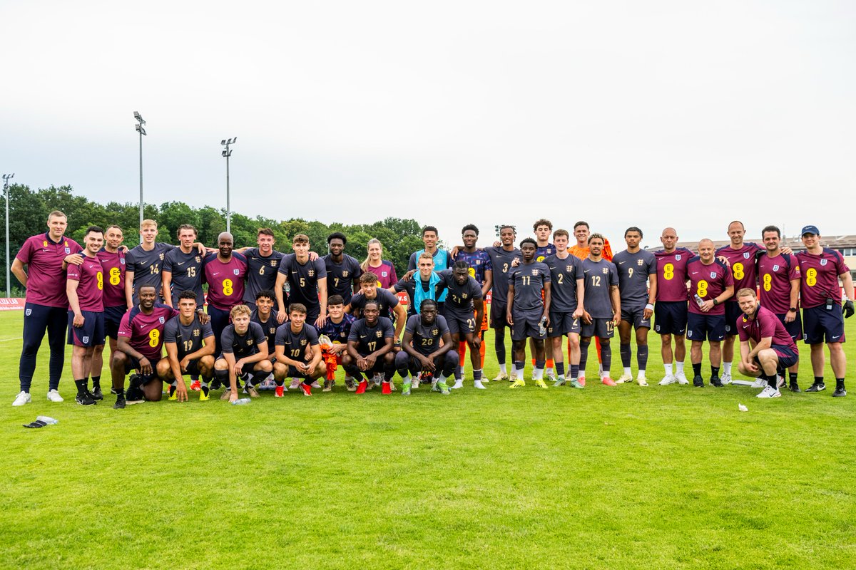 🦁🦁🦁

Abu Kamara, Kellen Fisher, and Brad Hills all involved for England Men's Elite Squad this afternoon! 🤩