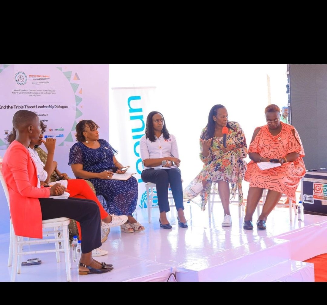 Lean on Me Foundation tweet media