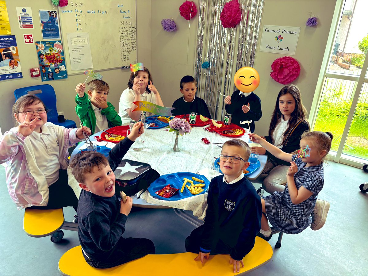 Gourockpr's tweet photo. Fun at the 🎈Fancy Lunch 🎈today - these children have demonstrated good manners, kindness and respect in the lunch hall…. Thank you! 🍴@MissDochertyGPs @MissTodd_GPS @GPS_primary 🎉 #silverservice 🪩 https://t.co/ClJiJ247lH