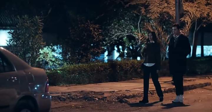 " لسا بتبسط لما بشوفك يا علي"

_ دواعي سفر | ٢٠٢٤.