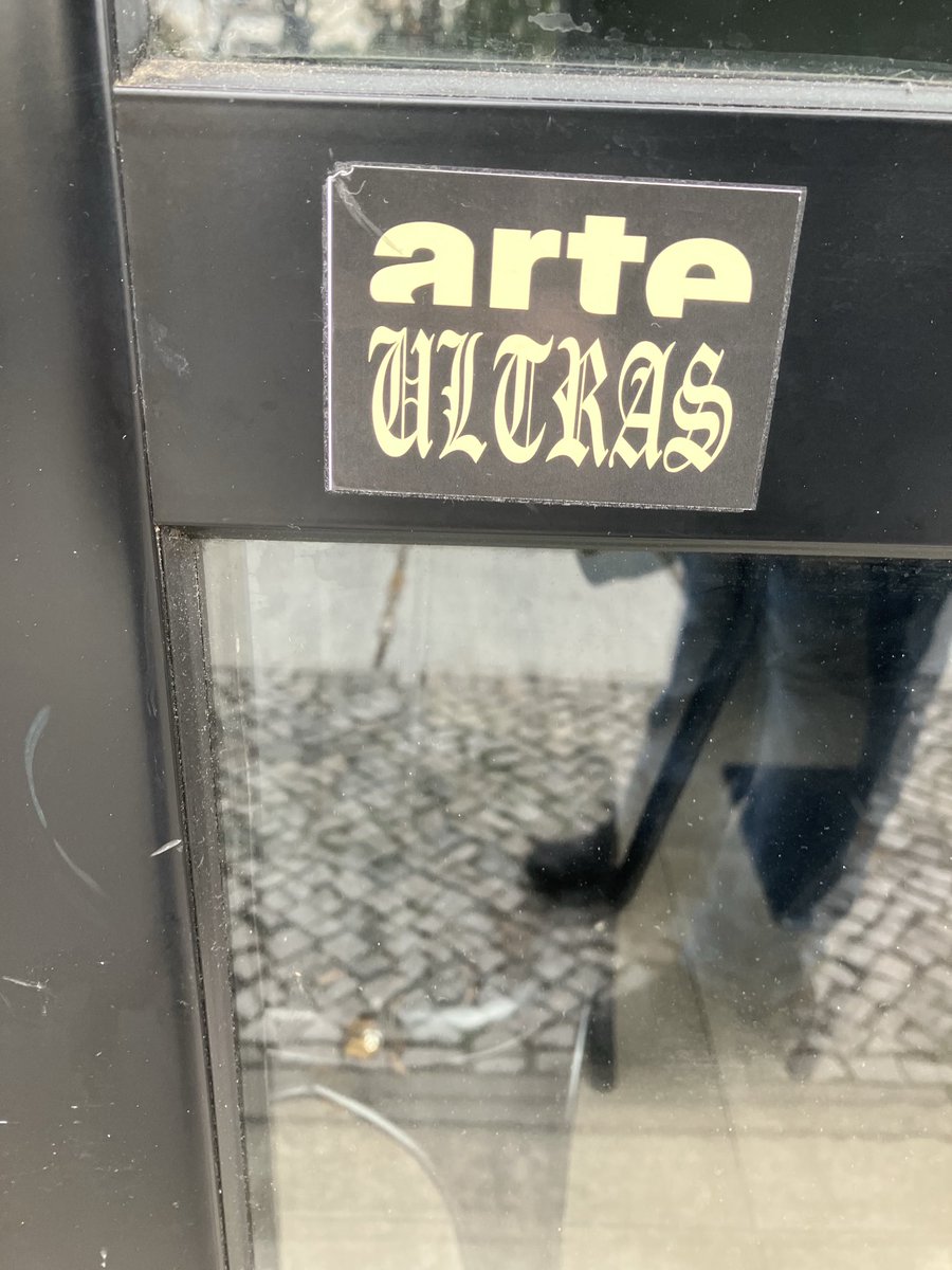 RainerBless's tweet image. ⁦@ARTEde⁩ Gesehen in Berlin
