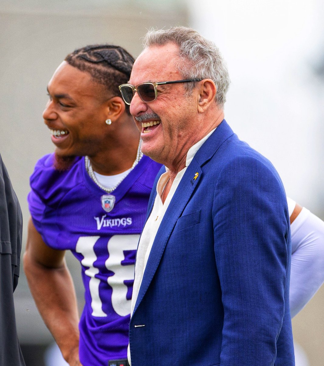VikingzFanPage tweet media