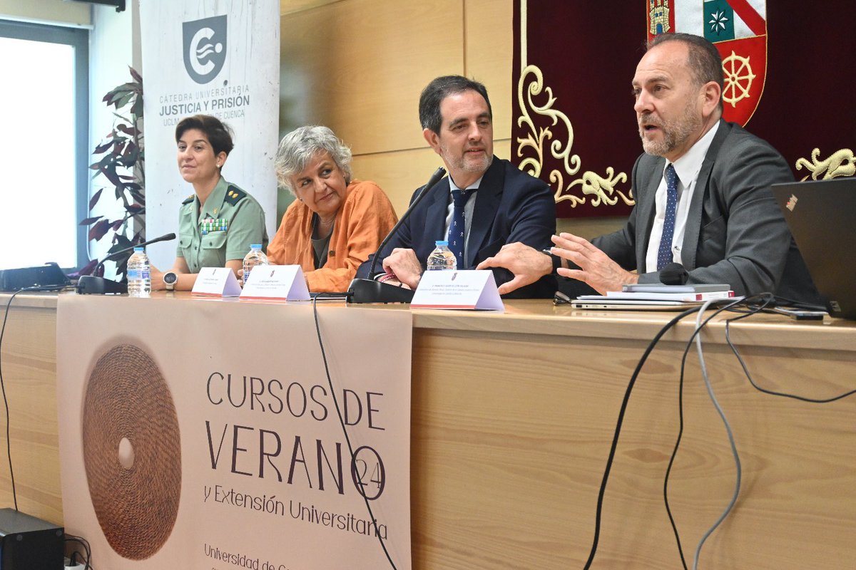 🔴 El curso de verano “Policías con Estatuto Militar” se celebró en el campus de Cuenca los días 5 y 6 de junio de 2024. 👩‍⚖️