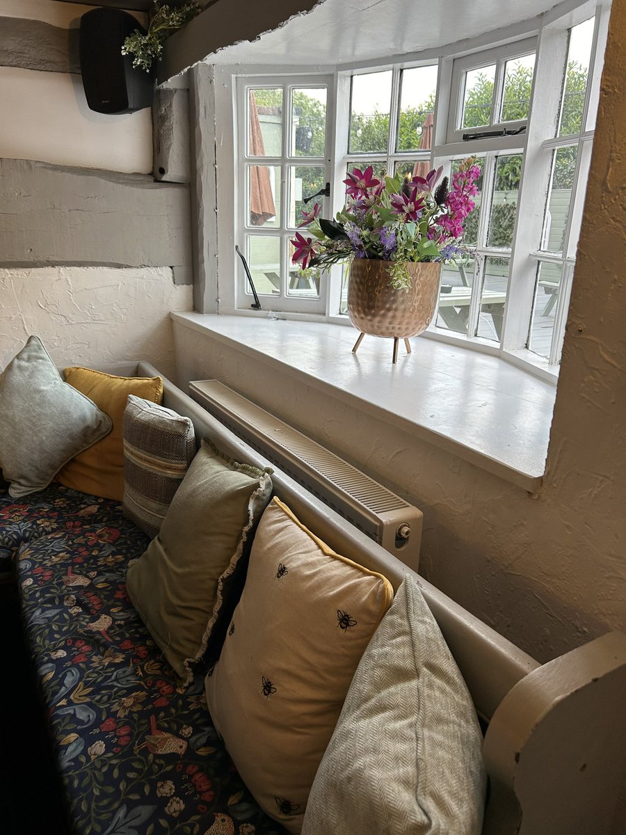 Dr Hannah Perrin tweet media