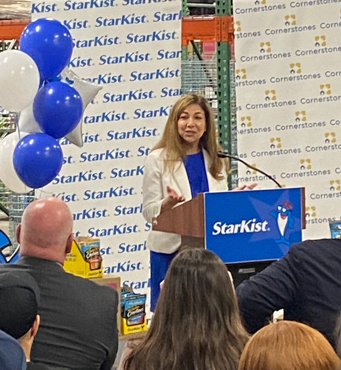 Cornerstones (@cornerstonesva) on Twitter photo Thanks to our local officials & partners, including <a href="/starkistcharlie/">StarKist</a> and <a href="/feedthechildren/">Feed the Children</a>, we distributed over 100,000 lbs of essentials. Special thanks to <a href="/Keys_Gamarra/">Karen Keys-Gamarra (she, her, hers)</a>, <a href="/JimmyBiermanVA/">Jimmy Bierman for Dranesville District Supervisor</a>, <a href="/ireneshintweets/">irene shin 🐰</a>, & <a href="/AtoosaReaser/">Delegate Atoosa Reaser</a> for your dedication. #EndHunger #StarKistCares Thanks to our local officials & partners, including <a href="/starkistcharlie/">StarKist</a> and <a href="/feedthechildren/">Feed the Children</a>, we distributed over 100,000 lbs of essentials. Special thanks to <a href="/Keys_Gamarra/">Karen Keys-Gamarra (she, her, hers)</a>, <a href="/JimmyBiermanVA/">Jimmy Bierman for Dranesville District Supervisor</a>, <a href="/ireneshintweets/">irene shin 🐰</a>, & <a href="/AtoosaReaser/">Delegate Atoosa Reaser</a> for your dedication. #EndHunger #StarKistCares
