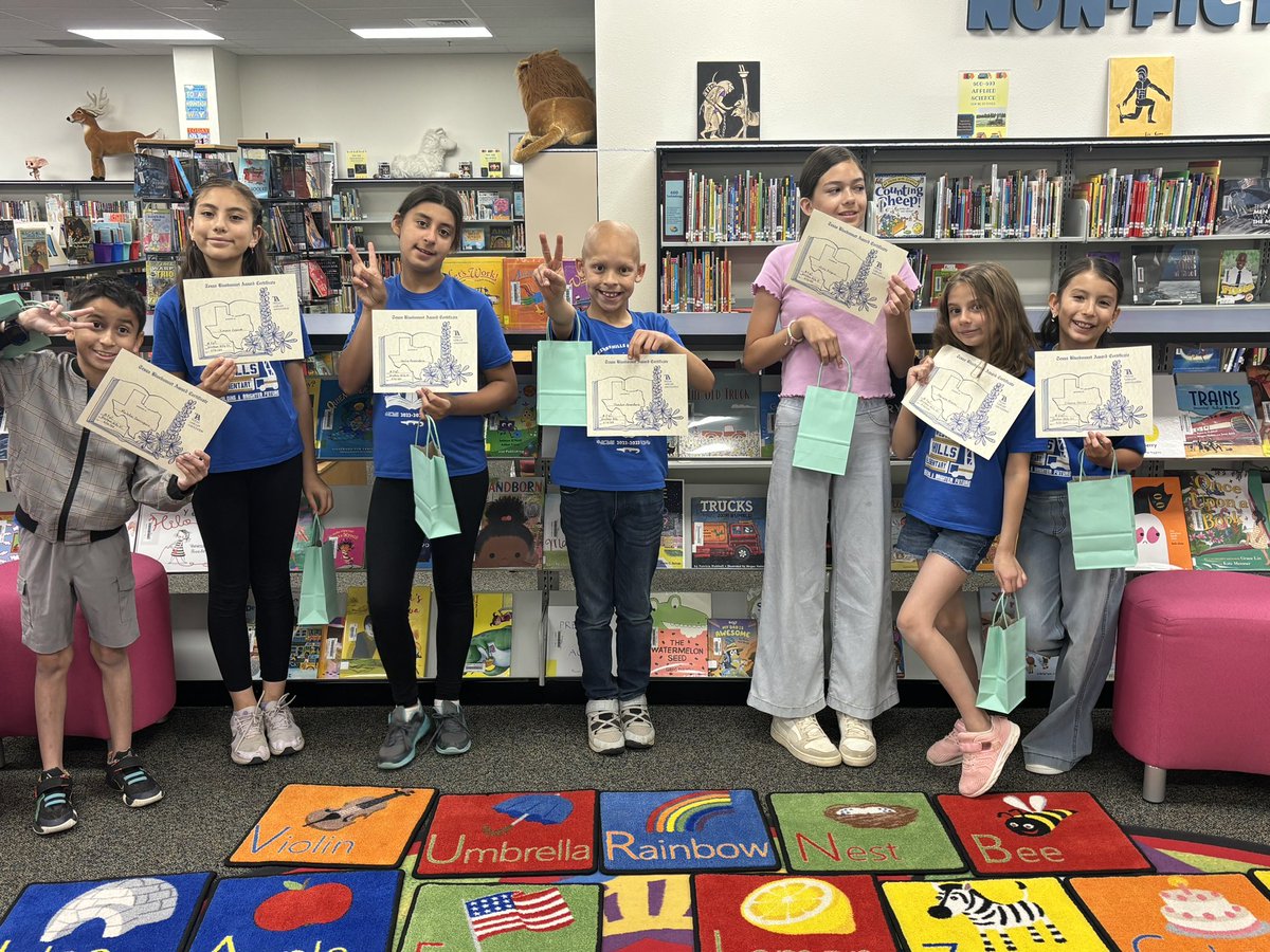 MsV_librarianWH's tweet photo. The 2nd place trophy has arrived! #EPISDLibraries #ItStartsWithUs https://t.co/bxIyb5xiu8