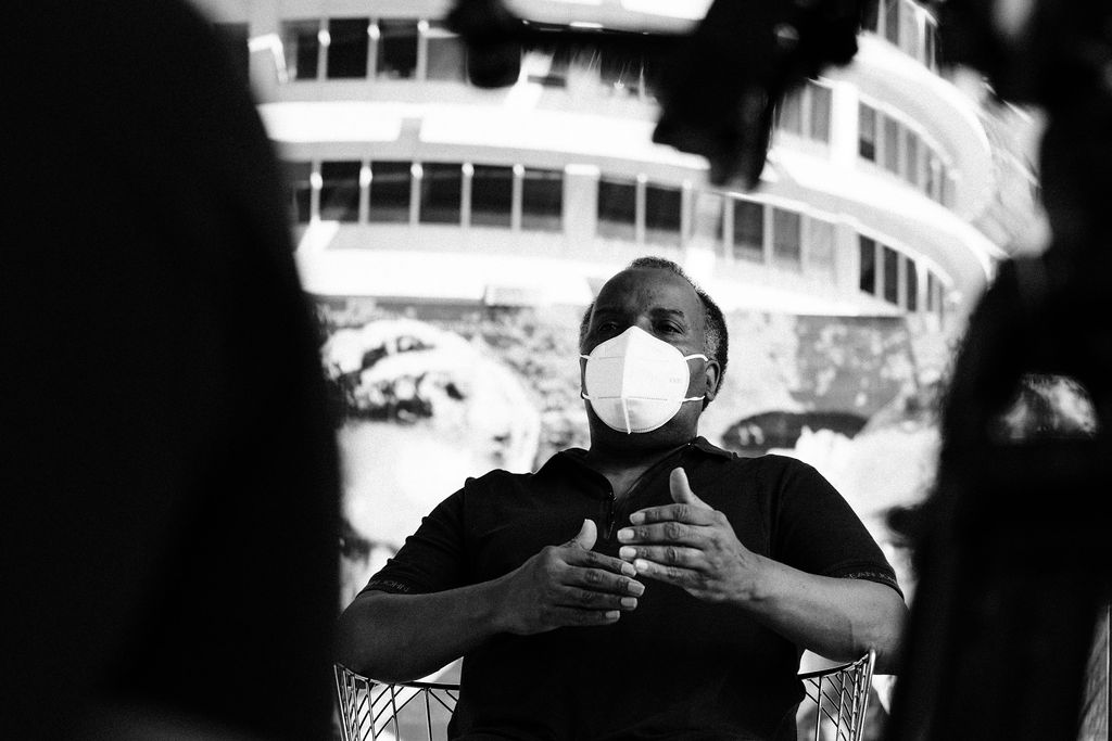 ByPatrickGreen's tweet photo. In docs there are no characters just people. No script just life. We spend so much time seeing their faces, studying their movements and hearing their words that we feel like we know them  better than we actually do but in Richard’s case it felt real and genuine because he was https://t.co/X9ympYOoWr