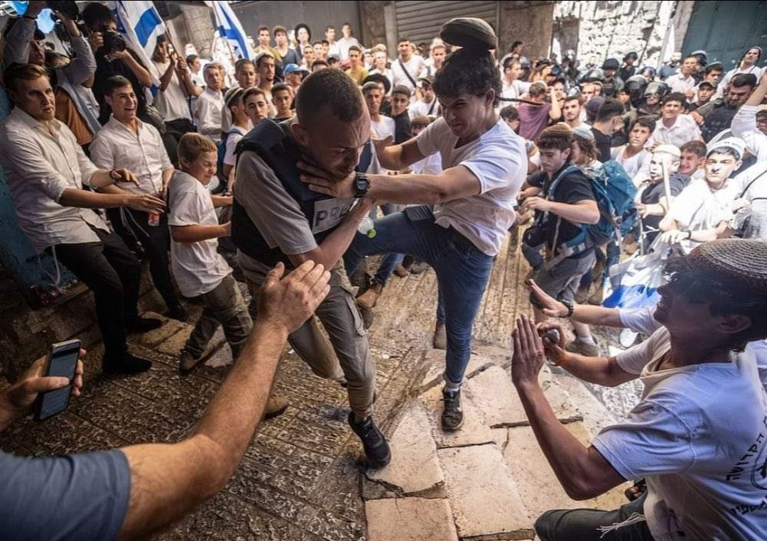 CharlieZSJL's tweet photo. @RitchieTorres Meanwhile Israel https://t.co/Q2zbAJkwIX