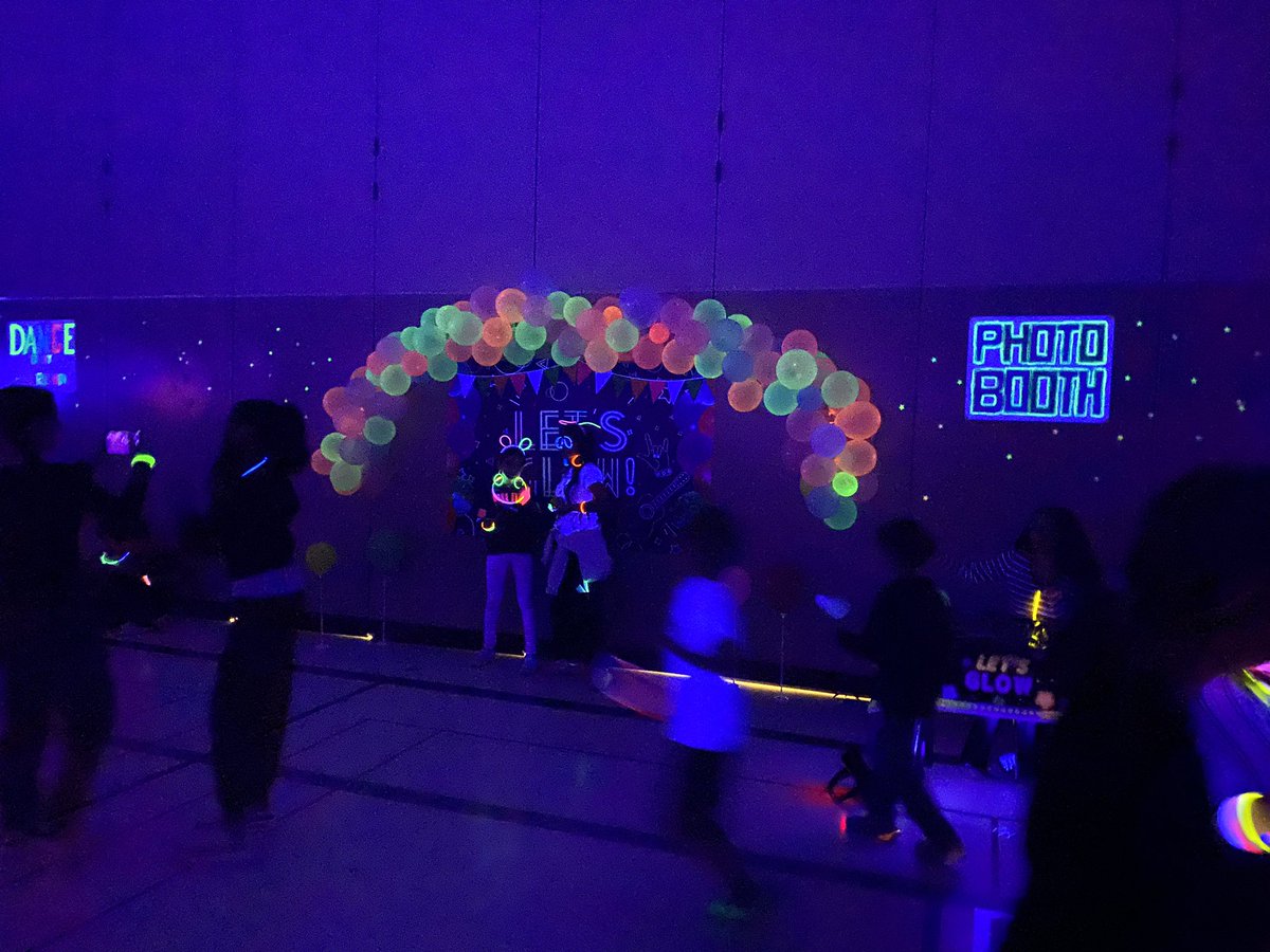 WOorcas's tweet photo. Thank you @ash_finlay13 and our amazing parent  &amp; student volunteers for organizing such a fun event for our grade 3 and 4 students! #orcaproud https://t.co/KJyVrkx2EN