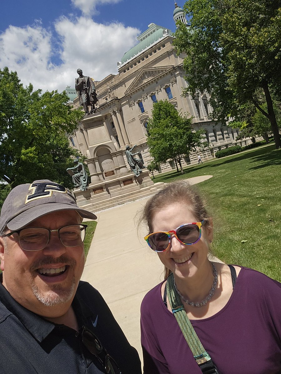 Hoosier47906's tweet photo. #CapitolTour Rep Chris Campbell @campbellh26 gave me a tour of the statehouse and lunch ( one of my bid items from WLSEF @wlsef dinner).
@ISTAmembers https://t.co/i234owEe1X
