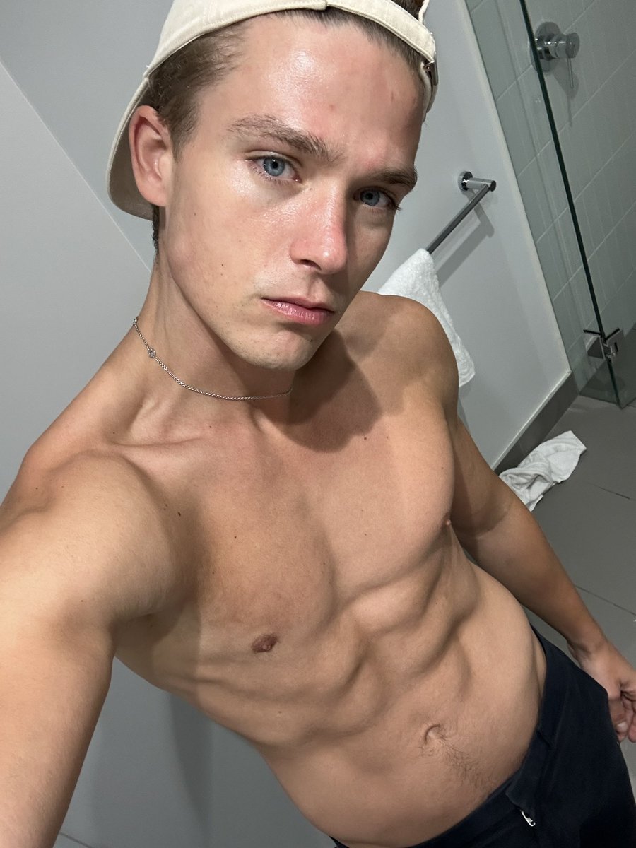 Oliver Brynnum tweet media