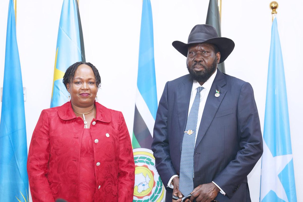Regbulletin's tweet photo. #EAC- Meet Veronica Mueni Nduva, the new East African Community Secretary General.

Congratulations to @PSNduva for your appointment.
@jumuiya 
#Burundi #abatwip #news #NEDCAN https://t.co/REXCtd5GG8