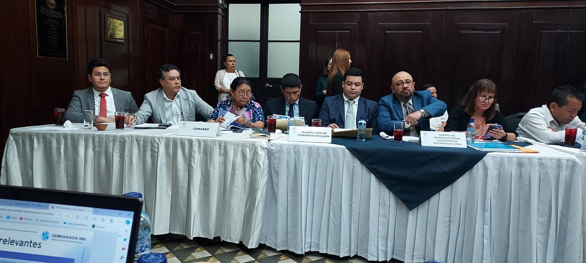 JorgeRaulCruzV's tweet image. Participando en representación del #ConsorcioPorElFortalecimientoDemocrático en las consultas del @CongresoGuate a los #Ciudadanos en relación a la #LEPP.

El diálogo y debate construye #Democracia.

#Guatemala