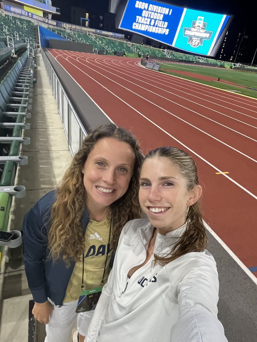 Emy_Reed's tweet photo. So proud of Dani for her All American 11th place finish in the 10,000m! There is nothing better than seeing your athlete achieve their dreams! #goags #UCDistance https://t.co/bHusOsRjrh