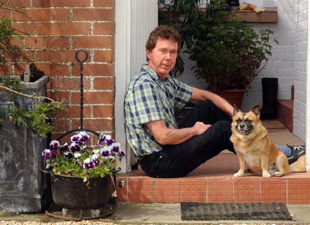 2024 Creative Writing Showcase: Memoir
I'm Missing my Mutt by ​Malcolm D Welshman 
<a href="/malcolmwelshman/">Malcolm Welshman</a> 
fd81.net/1/post/2024/06… 
#welovememoirs #truestory #doglovers #iartg